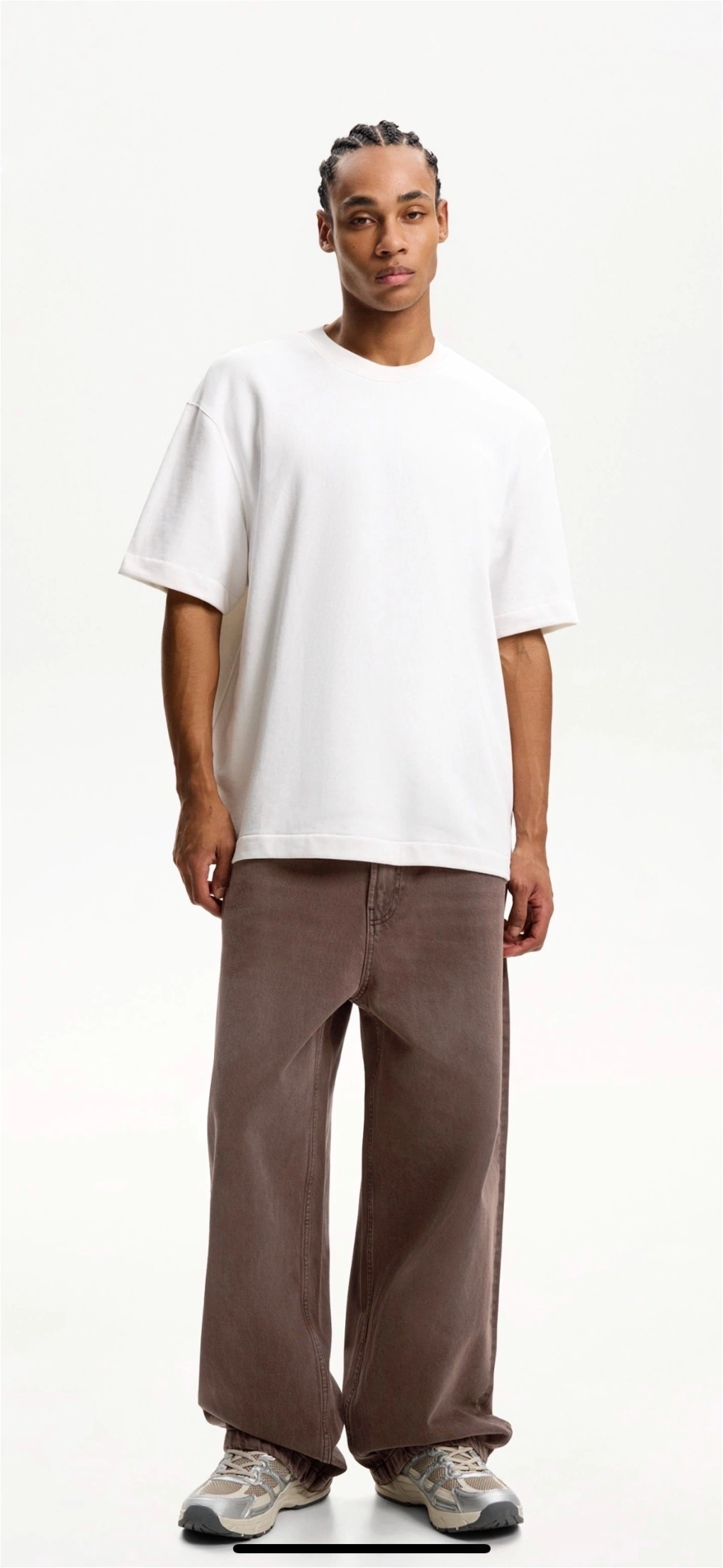 Jeans marrón súper baggy BERSHKA