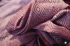 Ruby Cube - Hermanas Traperas Mx