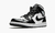 Air Jordan 1 Mid “Carbon Fiber” na internet