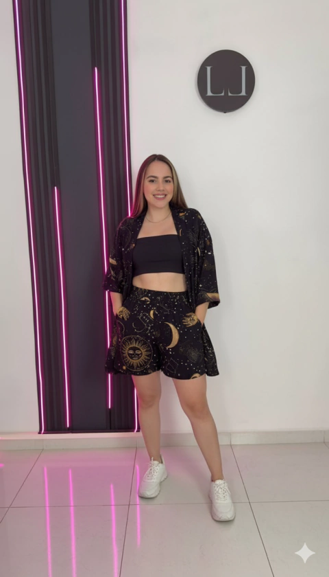 Conjunto Kimono e Shorts de elástico