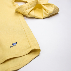 CAMISA LINHO INFANTIL AMARELA na internet