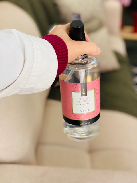 Água Perfumada Para Tecido 500ml Via Aroma Flor De Cerejeira
