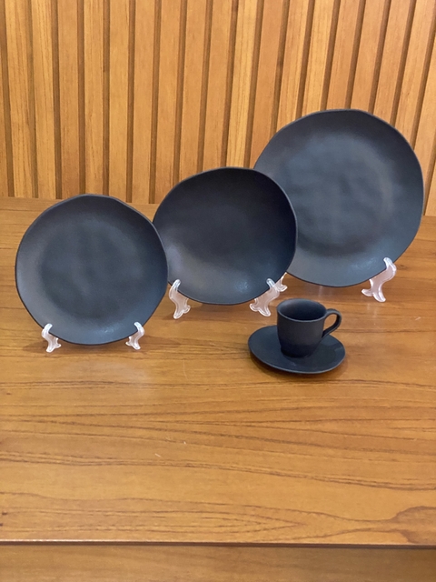 Aparelho de Jantar 30 peças Organic Matte Preto
