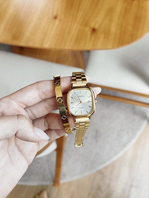 Relógio Casio Dourado - comprar online