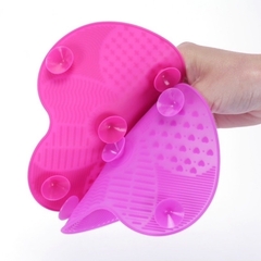 Tapete De Silicone Para Limpeza De Pincéis De Maquiagem - Preciosas cosmético Produtos de qualidade e preço acessivel 