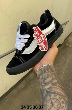 Vans Knu Negras