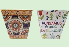 MACETA PIRAMIDAL SERIGRAFIADA LA FILOMENA