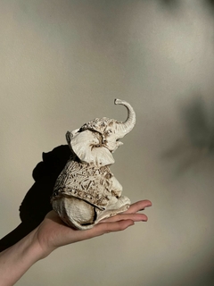 ELEFANTE SENTADO MINI en internet
