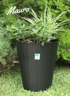 MACETA CONO MAURO MATRI - comprar online