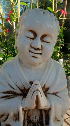 BUDA MONJE GRANDE RESINA 51CM - El Viverito