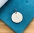 Colar Medalha Personalizada Inicial e Data
