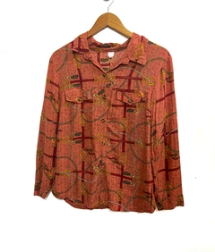 camisa floral terracota