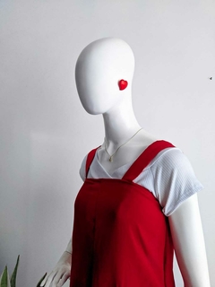 Vestido vermelho no na internet