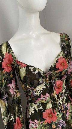 Vestido floral Renner na internet