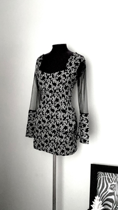 Vestido curto preto e branco - comprar online