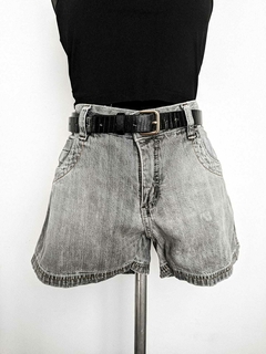 Short jeans cinza - comprar online