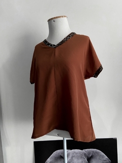 Blusa terracota na internet