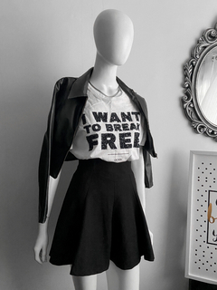 T-shirt zara coleção Queen - comprar online