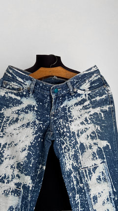 Calça capri manchada - loja online