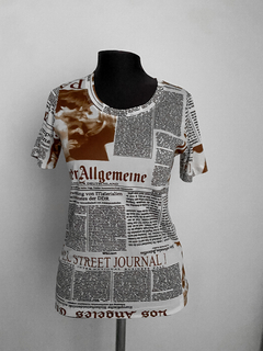 T-shirt jornal - Brechó Flash Back