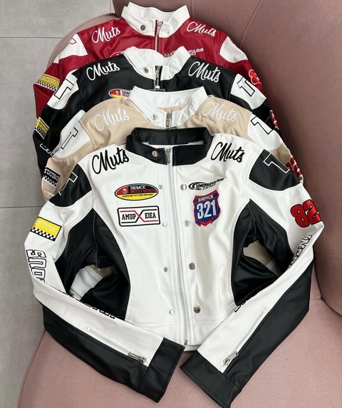 JAQUETA MUTS - PELÚCIADA BEGE COM BRANCO