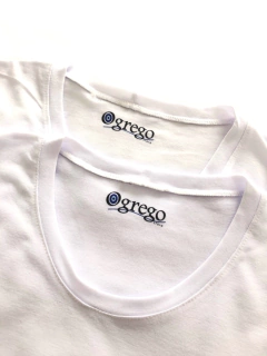 Camiseta livrai-me de todo mal - comprar online