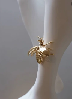 Escultura Menino no Balanço - comprar online