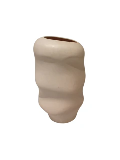 Vaso em cerâmica na internet