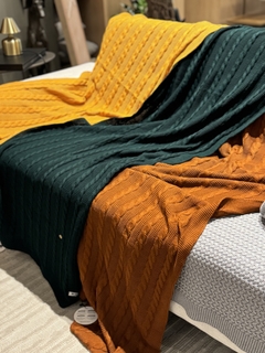 Manta sofá Tricô Pezeira cama Queen com 2 capas de almofadas