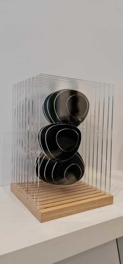 Escultura Seixos Acrílico - comprar online