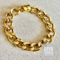 Conjunto La Cadenas na internet