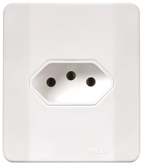 Tomada 2P+T Com Placa e Caixa Branca 250V