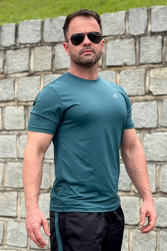 CAMISETA MASCULINA VERDE DRY FIT ULTRA LEVE COM PROTECAO UV