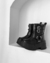 Botas Uriel en internet