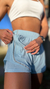 Shorts Sobreposto Refletivo Azul Pastel - comprar online