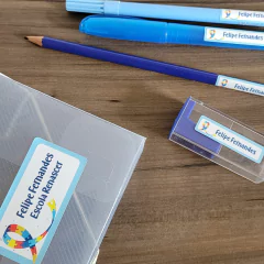 Etiqueta escolar tema autismo