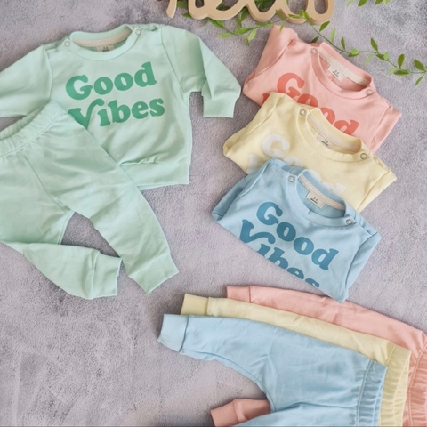 Conjunto Good Vibes