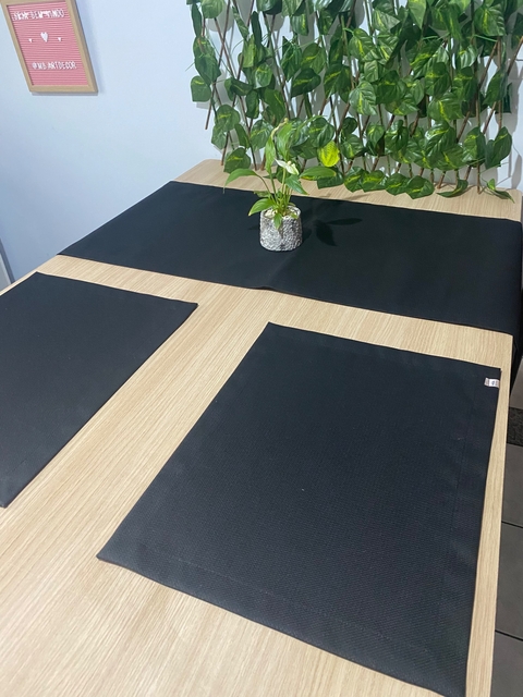Trilho de mesa preto 46x130xcm