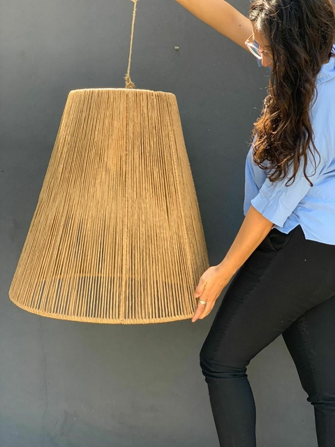 PANTALLA ZARA GRANDE