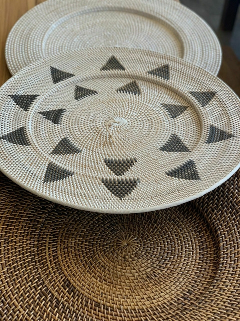 PLATOS DE RATTAN 60 cm - comprar online