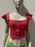 Cropped Seminovo Vermelho com Botões Fakes - Tamanho P na internet