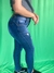 Calça jeans skinny na internet