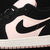 Nike Air Jordan 1 Low 'Guava Ice' na internet