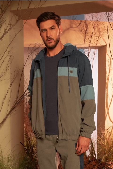 jaqueta corta vento comfort