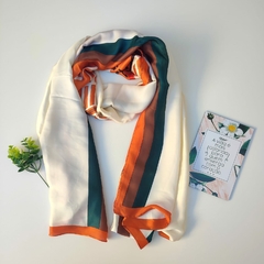 Lenço Feminino Toque Seda Estampa Country - comprar online