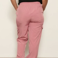Calça Jogger Bolsos Laterais Moletinho - comprar online