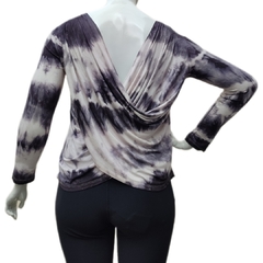 Blusa Transpassada Tamanho Único Veste 38 a 46 na internet