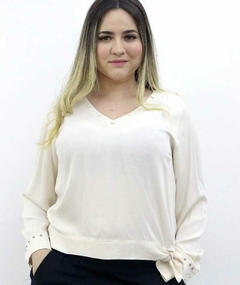 Blusa Plus Size Social Botões Encapados e Amarração na internet