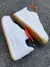 NIKE AIR FORCE BRANCO SOLADO CARAMELO na internet
