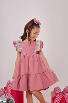 Vestido Alfaiataria Rosê e Renda na internet
